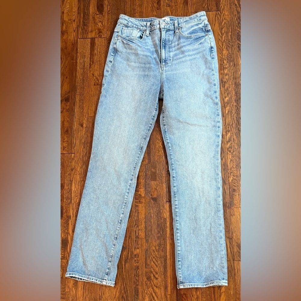 PAIGE Sold Out Stella High-Rise Straight Leg Jean in Light Wash (Leela) Size 29 - Picture 6 of 12